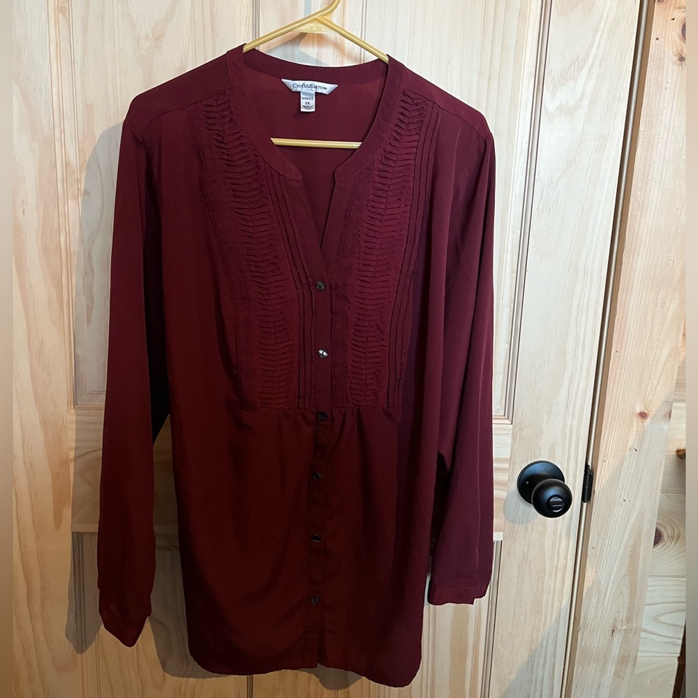 2x maroon, long sleeve blouse with tie and back